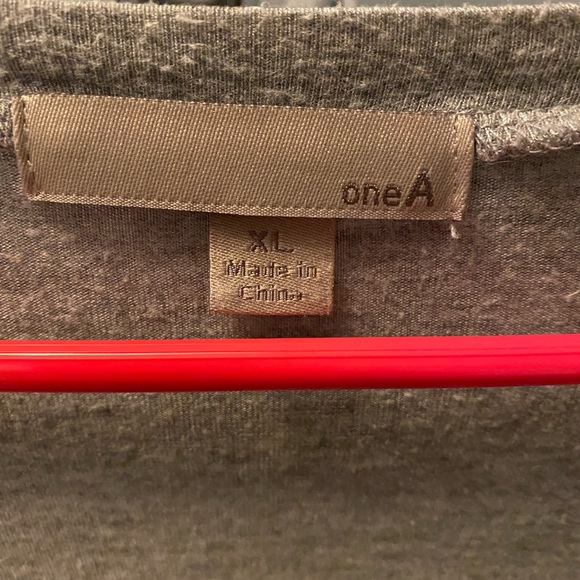 3/4 sleeve gray and white scoop vneck - Picture 2 of 2